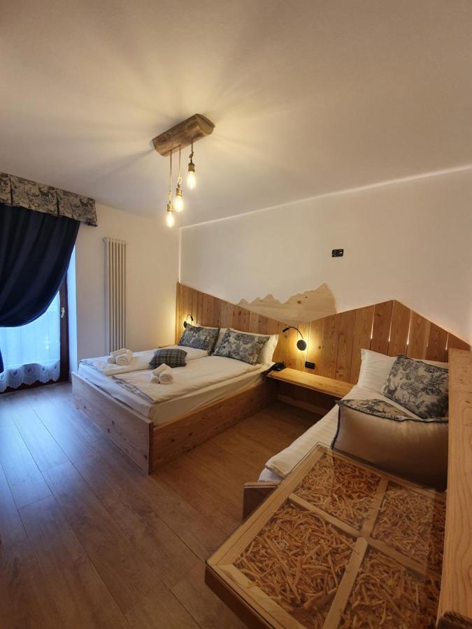 Hotel Pezzotti Pellizzano Ngoại thất bức ảnh