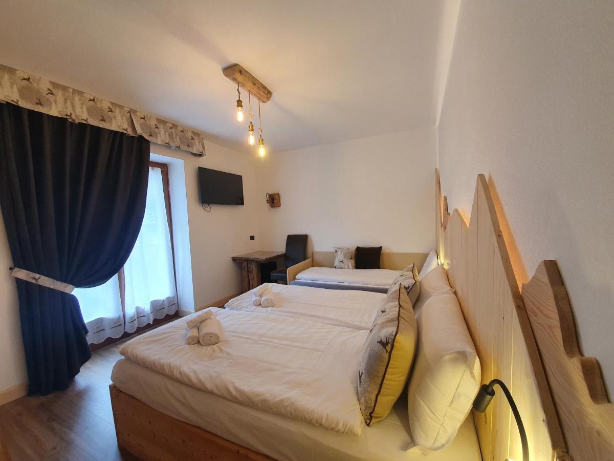 Hotel Pezzotti Pellizzano Ngoại thất bức ảnh