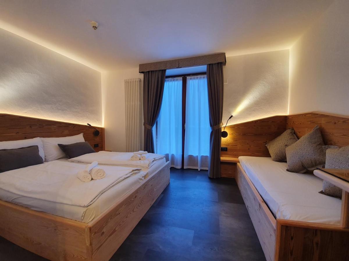 Hotel Pezzotti Pellizzano Ngoại thất bức ảnh