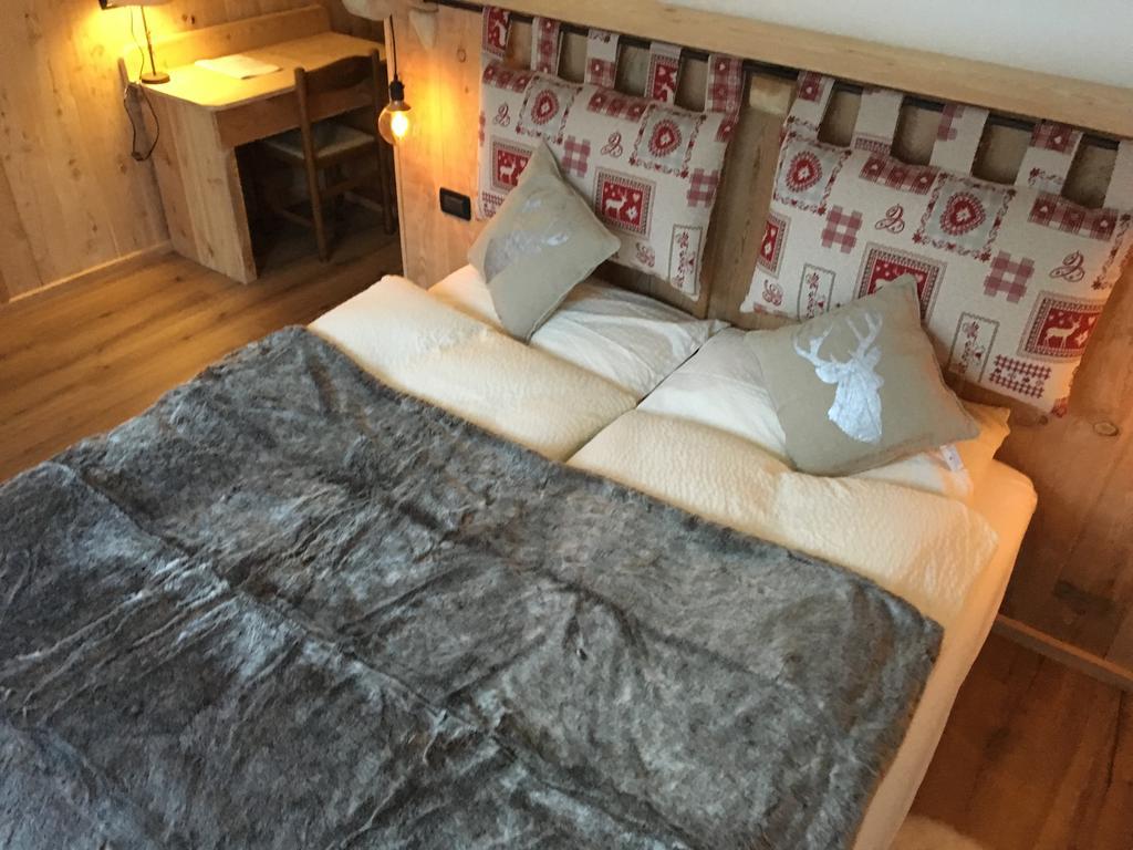 Hotel Pezzotti Pellizzano Ngoại thất bức ảnh
